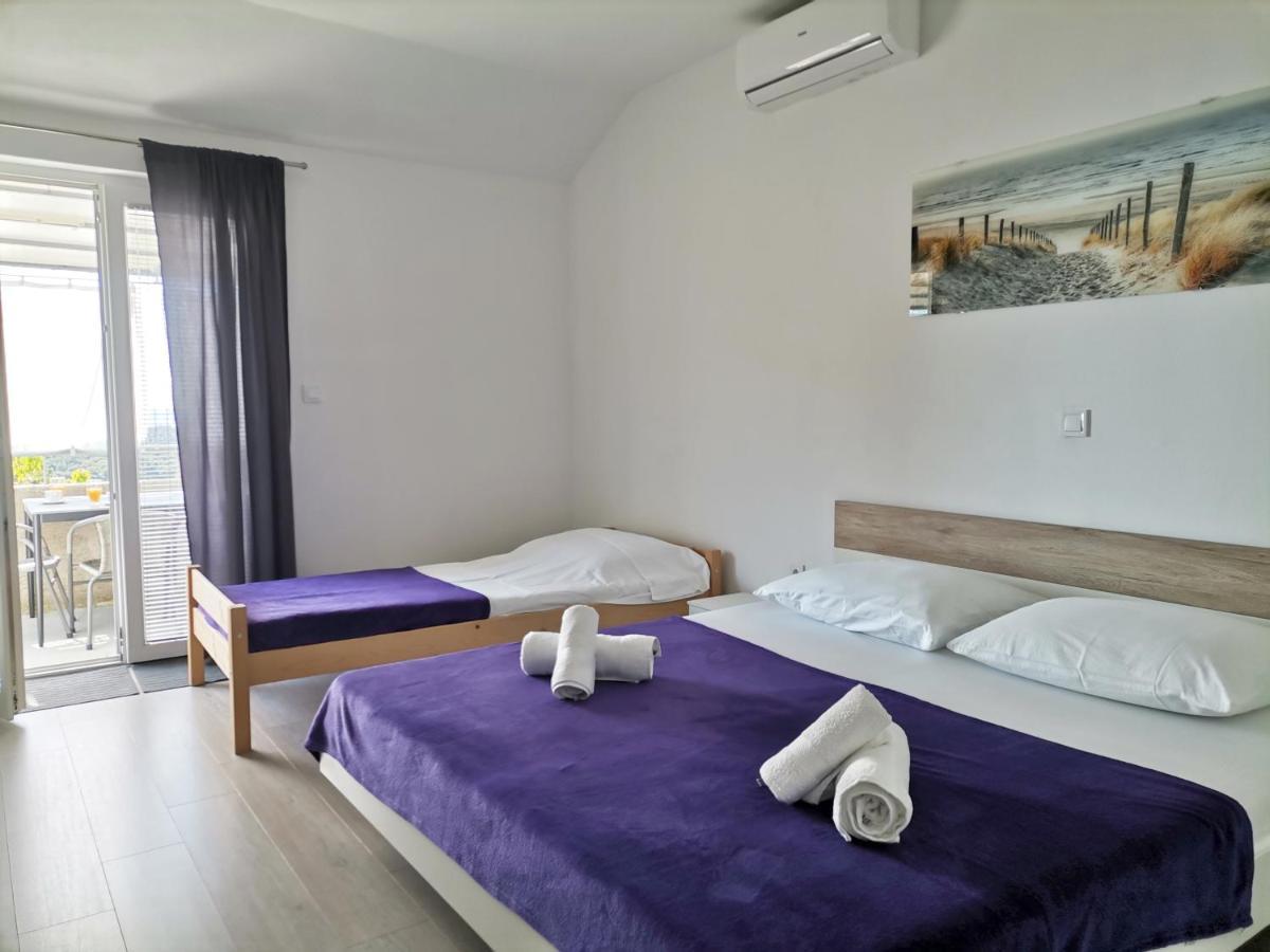 Apartmani Radic Primošten Buitenkant foto