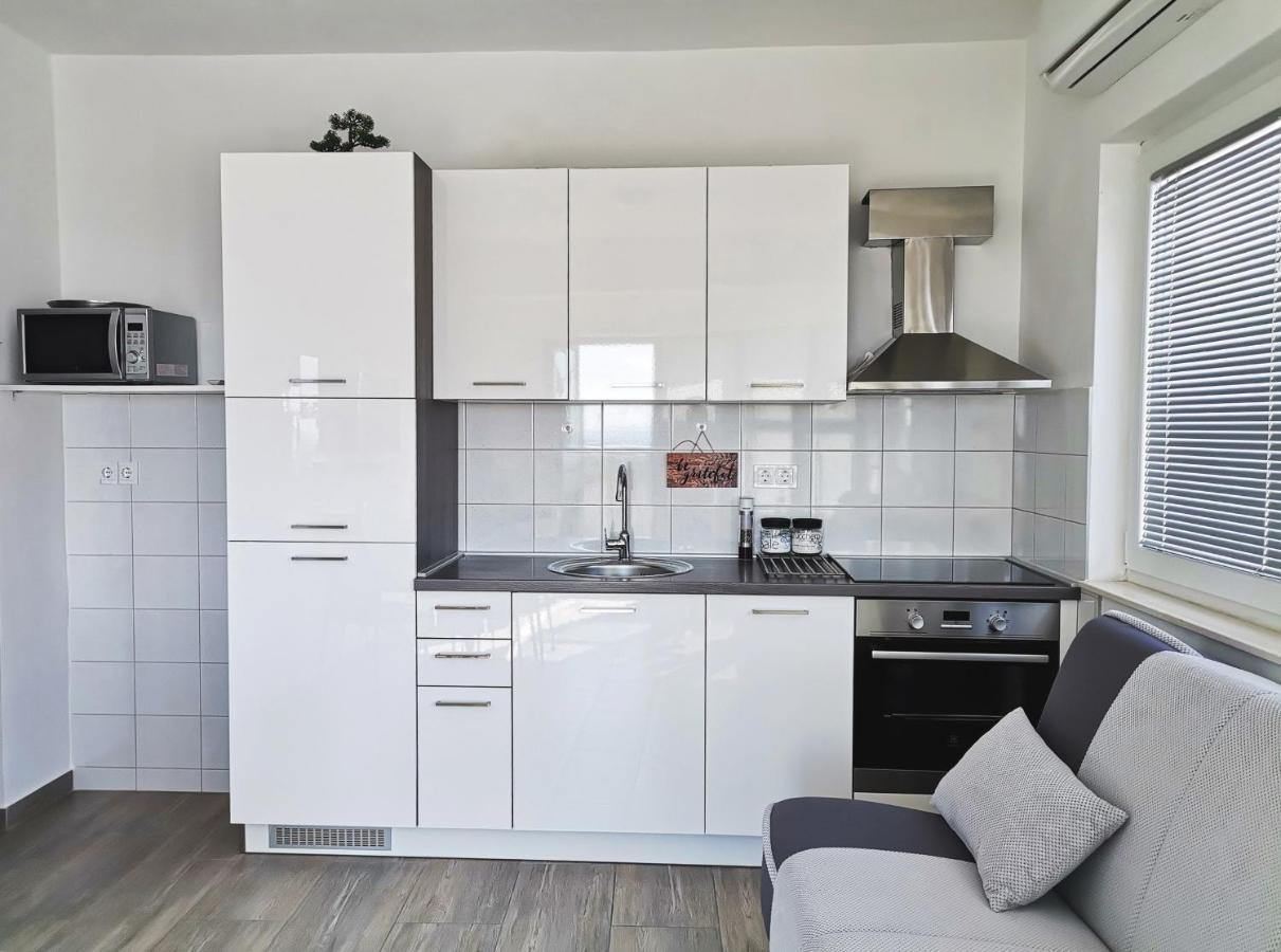 Apartmani Radic Primošten Buitenkant foto