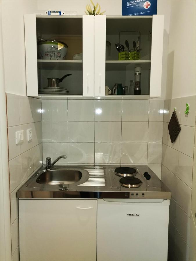 Apartmani Radic Primošten Buitenkant foto