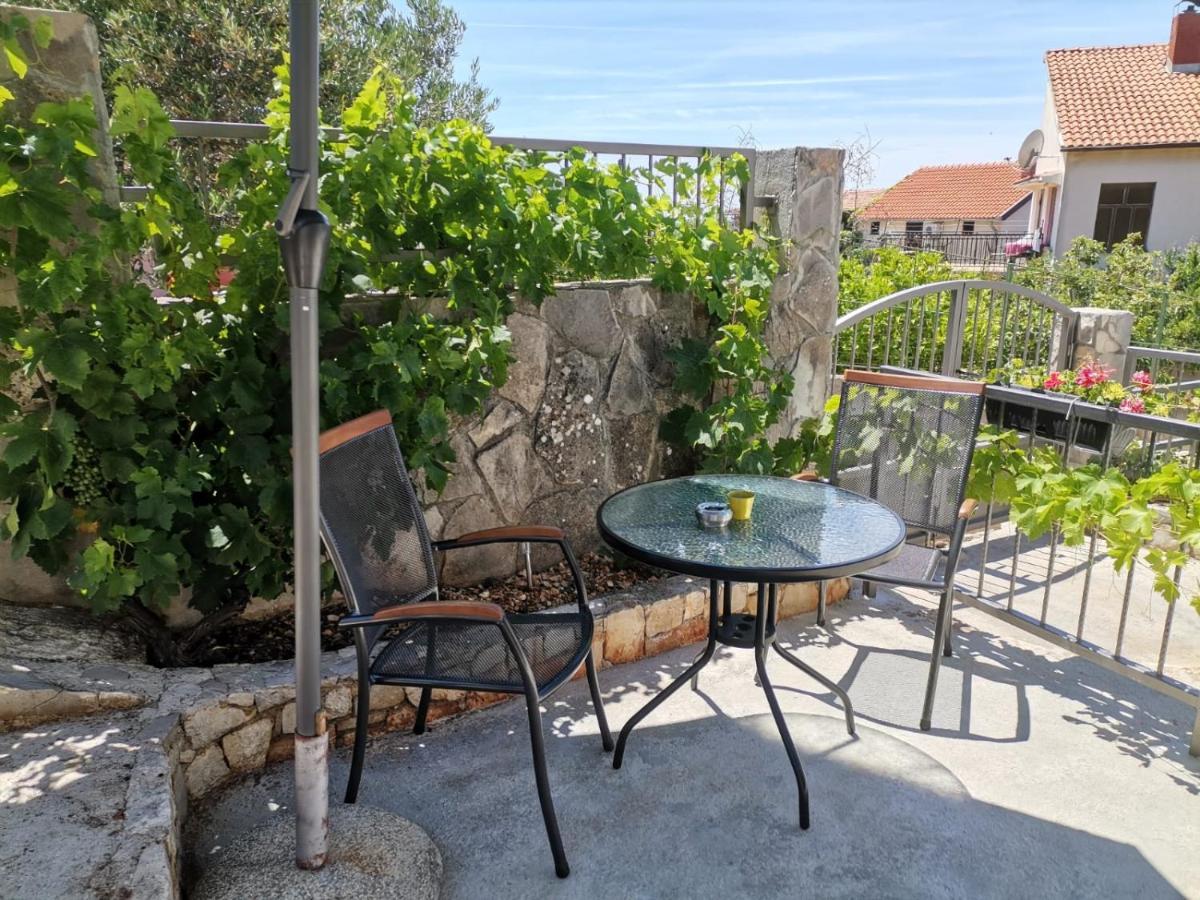 Apartmani Radic Primošten Buitenkant foto