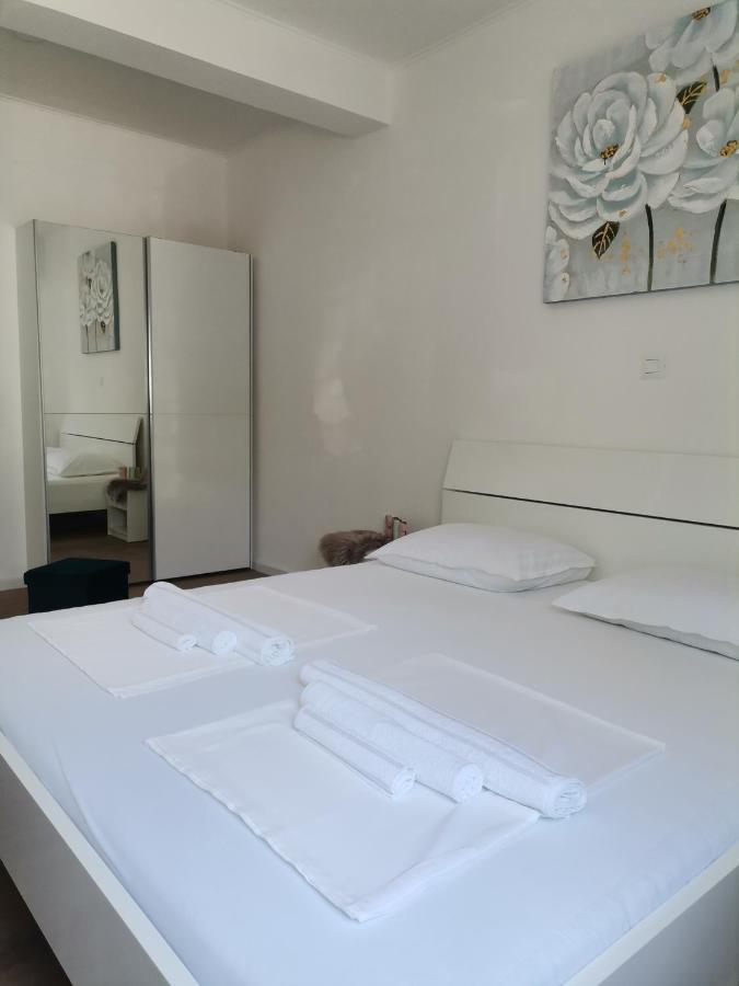 Apartmani Radic Primošten Buitenkant foto