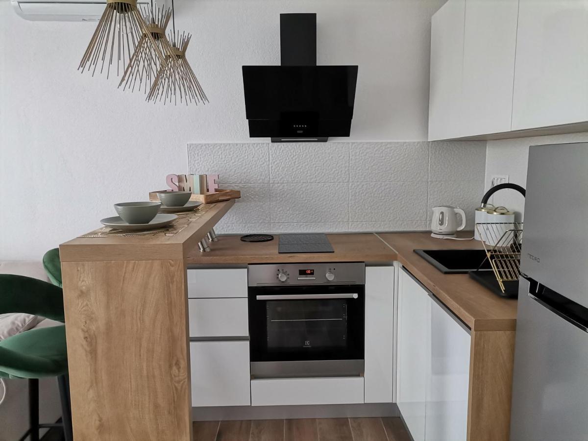 Apartmani Radic Primošten Buitenkant foto